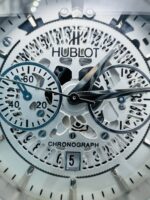 Luxury Chronograph Stainless Steel Watch – White Dial with Date Display - Image 3