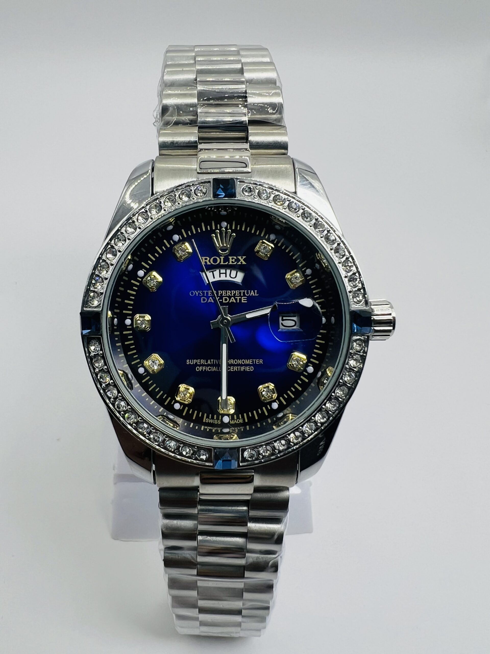 IMG_4135 Luxury Diamond-Style Day-Date Watch with Blue Dial – Stainless Steel Executive Timepiece - Image 1